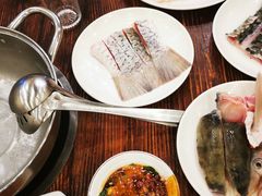 -正能量脆肉鲩火锅