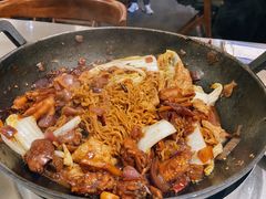 -胡须佬鸡煲四季火锅店(石厦西村直营店)