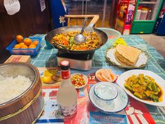 -富正毅三下锅(体育馆店)