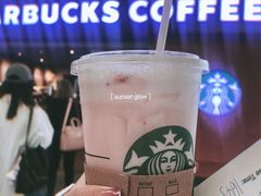 -星巴克(香港国际机场44号闸店)