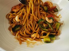 -静香HOUSE·全时段融合餐厅(七星欢乐颂店)