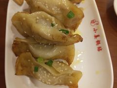 -小姜锅贴(凤凰街店)