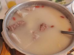 龙骨炖高压香芋-老湘亲·品鉴湘菜(湖里店)