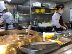 自助取餐区-黔真牛原汤牛肉粉