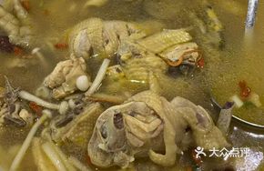 Zhongshan Lake Authentic Farmhouse Chicken Stew