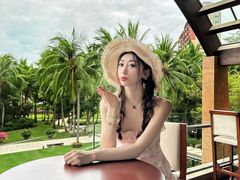 -三亚湾海居铂尔曼度假酒店