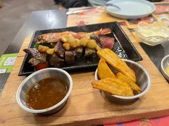 -伯顿西餐厅(厚街香榭丽店)