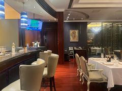 -龙虾酒吧扒房(宁波香格里拉店)