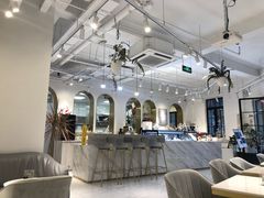 -Fridi Patisserie Cafe