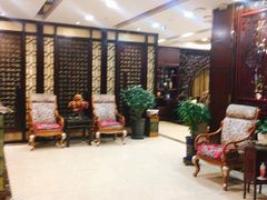 等位区-勺园饭店(骨科医院店)