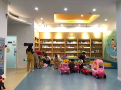 -戊辰亲子游泳俱乐部