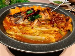 东北铁锅炖有机鱼头-奉天小馆·非遗东北菜(沈阳万象城店)