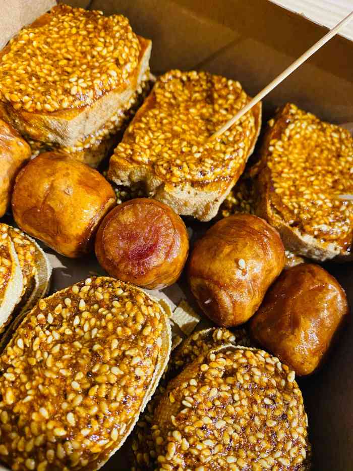 奶奶的美食(美乐城潮街店)-"点评风挺大的,去拔草了,点了套餐二,本来.