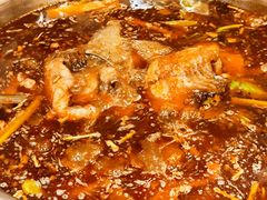 -肖肖酸萝卜鱼火锅(总店)