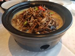 -夏联福记大酒店-停车场