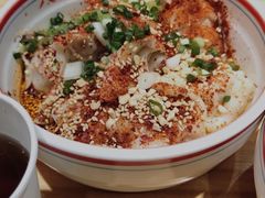 -八二小区抄手(龙湖上城天街店)