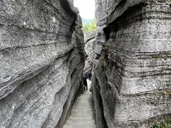 -梭布垭石林景区