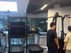 -超鹿运动(达信大厦店)