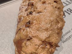 -HOT CRUSH趁热集合·现烤面包(上海环球港店)