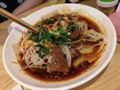 -牛八秒油泼冒菜(宽窄巷子店)