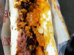 -清真马乐贝腊牛肉蛋黄菜夹馍(马蓉洒金桥店)