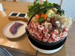 -爱陪伴尊享月子中心(国际店)