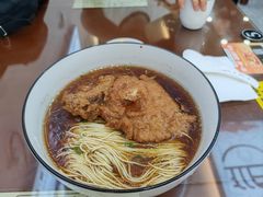 -百年老字号·观振兴蟹黄面·三虾面·苏式面(观前街富仁坊巷店)