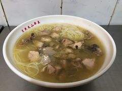 -文山荷鲜居(翠湖店)