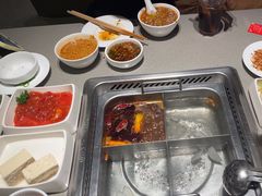 -海底捞火锅(宝龙广场夜宵主题店)