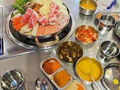 -玄希浪漫厨房·韩料烤肉(湖滨银泰in77店)