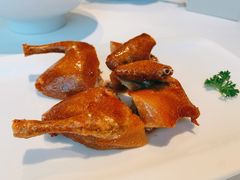 大厨玻璃脆皮妙龄乳鸽-天然台1908(中建广场店)