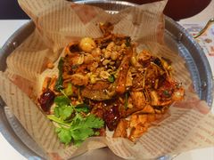 -红渡小香·牛肉麻辣香锅(车站南路店)