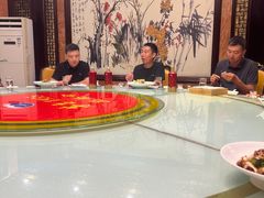 -皇宫大酒店