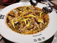 -渔语鱼新川菜Bistro(万象天地店)