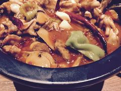 -云海肴·汽锅鸡·云南菜(天山百盛优客店)