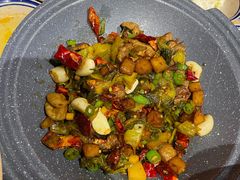 干锅肥肠-肖记公安牛肉鱼杂(田林路店)