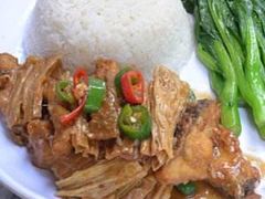 支竹牛腩饭-洞味圆茶餐厅(嘉立店)