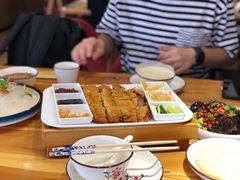 -肘子酥·天津捞面(德云社店)