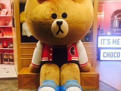 -LINE FRIENDS Garosu-gil Flagship Store
