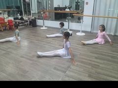 -快乐琴弦音乐舞蹈艺术教育中心(马连道校区)