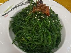 炝拌草原沙葱-德乐海蒙餐