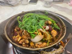 -渝君重庆火锅(嘉宾路店)