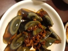 -洞庭洲·防空洞火锅·烧烤·铜锅涮肉(新百广场店)