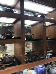 -灵彩珠宝(朗香街店)