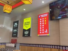 -阿婆情腊排骨火锅(金虹路店)