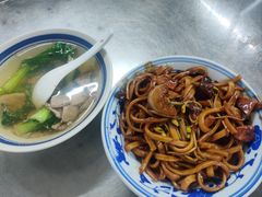-珠宝街老左杂酱面馆