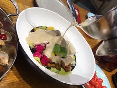牛油果蔬沙拉-必点海鲜·鲅鱼水饺(鞍山西道店)