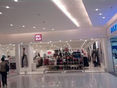 -优衣库(上海金桥国际商业广场店)