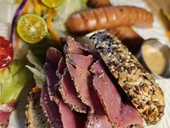 -动动咖啡清真西餐厅