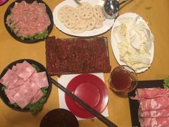 -江湖餐厅–重庆九宫格老火锅